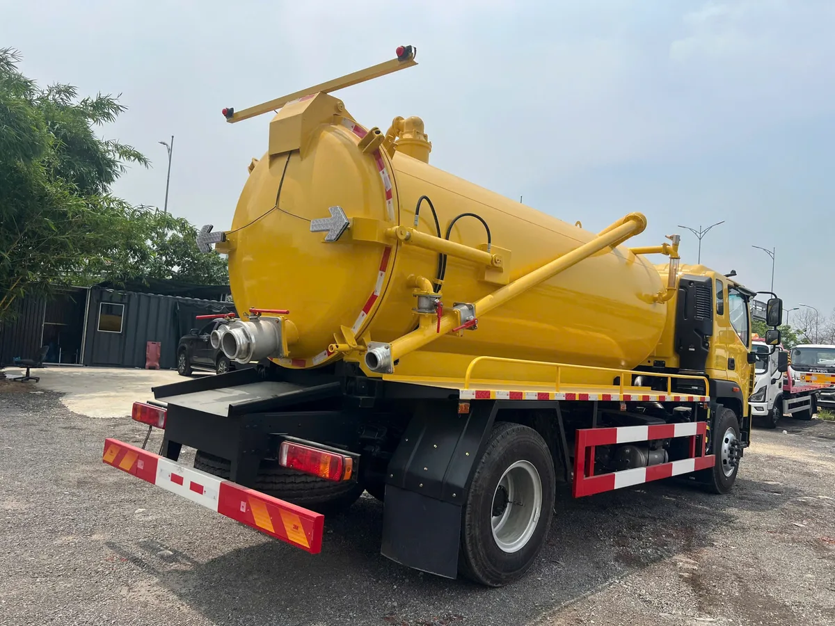 Xe Bồn Hút Chất Thải Foton 9 Khối Nhập Khẩu (Động Cơ Yuchai 6 Máy) - hình 5