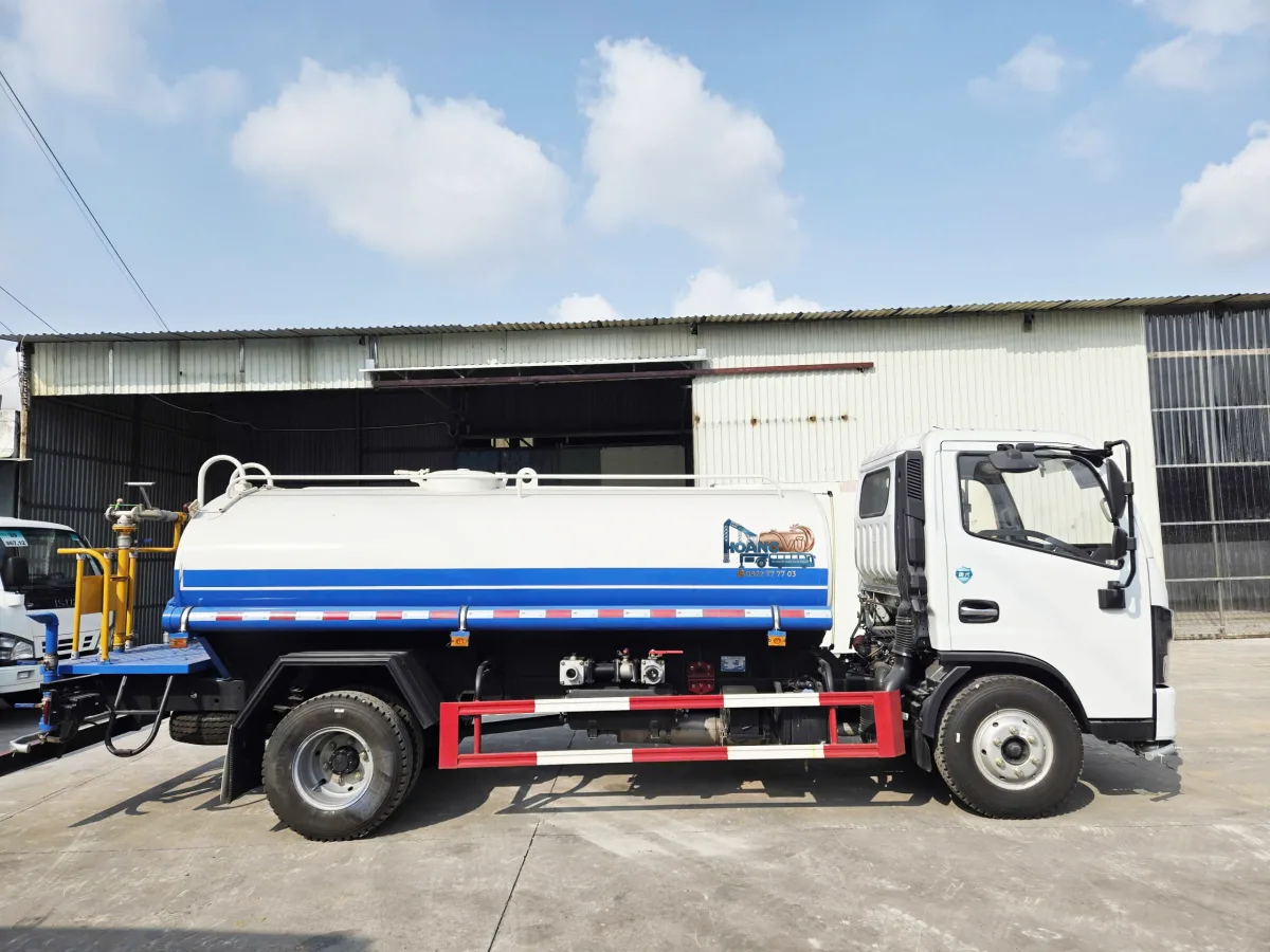Xe Bồn Nước Dongfeng 5.3 Khối Nhập Khẩu (Xi-Téc Phun Nước Tưới Cây Rửa Đường) - hình 5