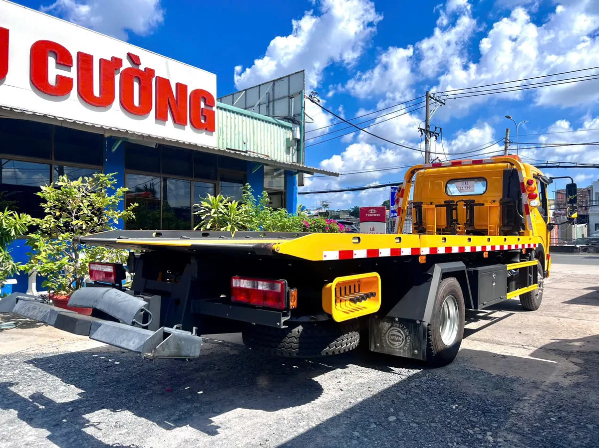 Xe Cứu Hộ Giao Thông 2 Chức Năng Dongfeng D6 2.9 Tấn Nhập Khẩu (HLQ5090TQZP) - hình 5