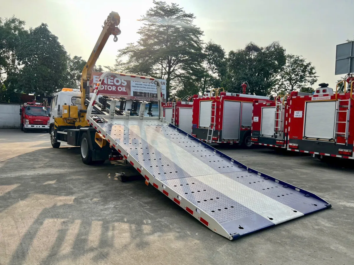 Xe Cứu Hộ Giao Thông 3 Chức Năng Dongfeng (Cẩu Thước XCMG, Sàn Trượt & Càng Kéo) - hình 3