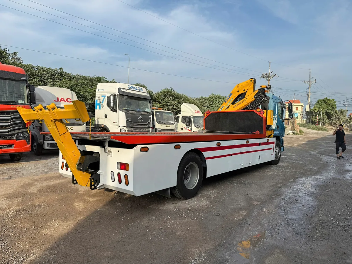 Xe Cứu Hộ Giao Thông 3 Chức Năng Chenglong M3 Gắn Cẩu Gập XCMG 6.3 Tấn - hình 7
