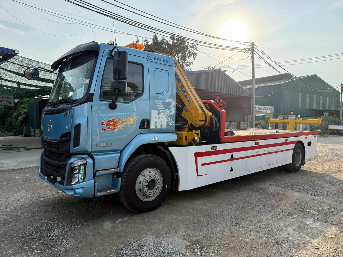 Xe Cứu Hộ Giao Thông 3 Chức Năng Chenglong M3 Gắn Cẩu Gập XCMG 6.3 Tấn - hình 2