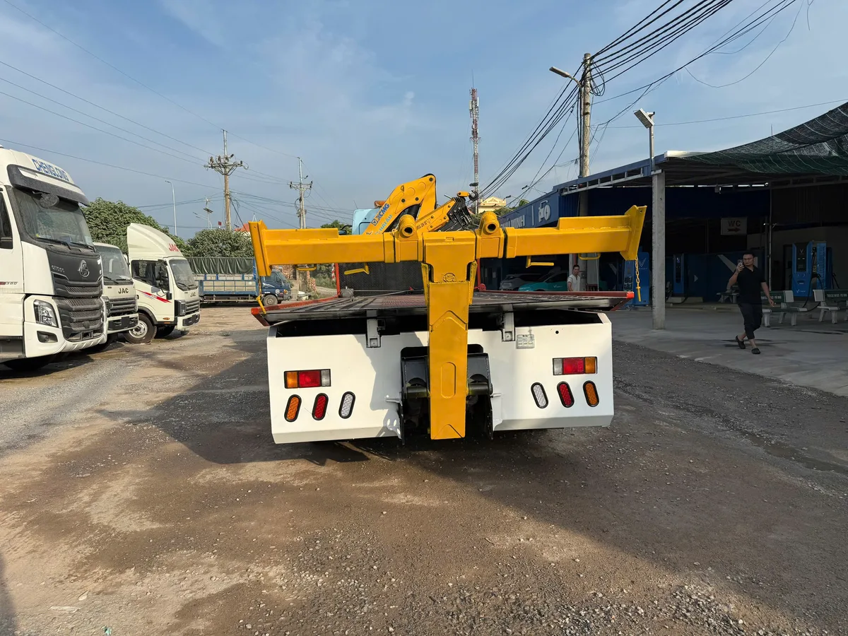 Xe Cứu Hộ Giao Thông 3 Chức Năng Chenglong M3 Gắn Cẩu Gập XCMG 6.3 Tấn - hình 6